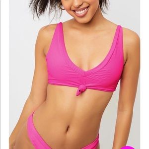 FINAL  SALE!! 🤍 Frankies Austin Top in Fuschia